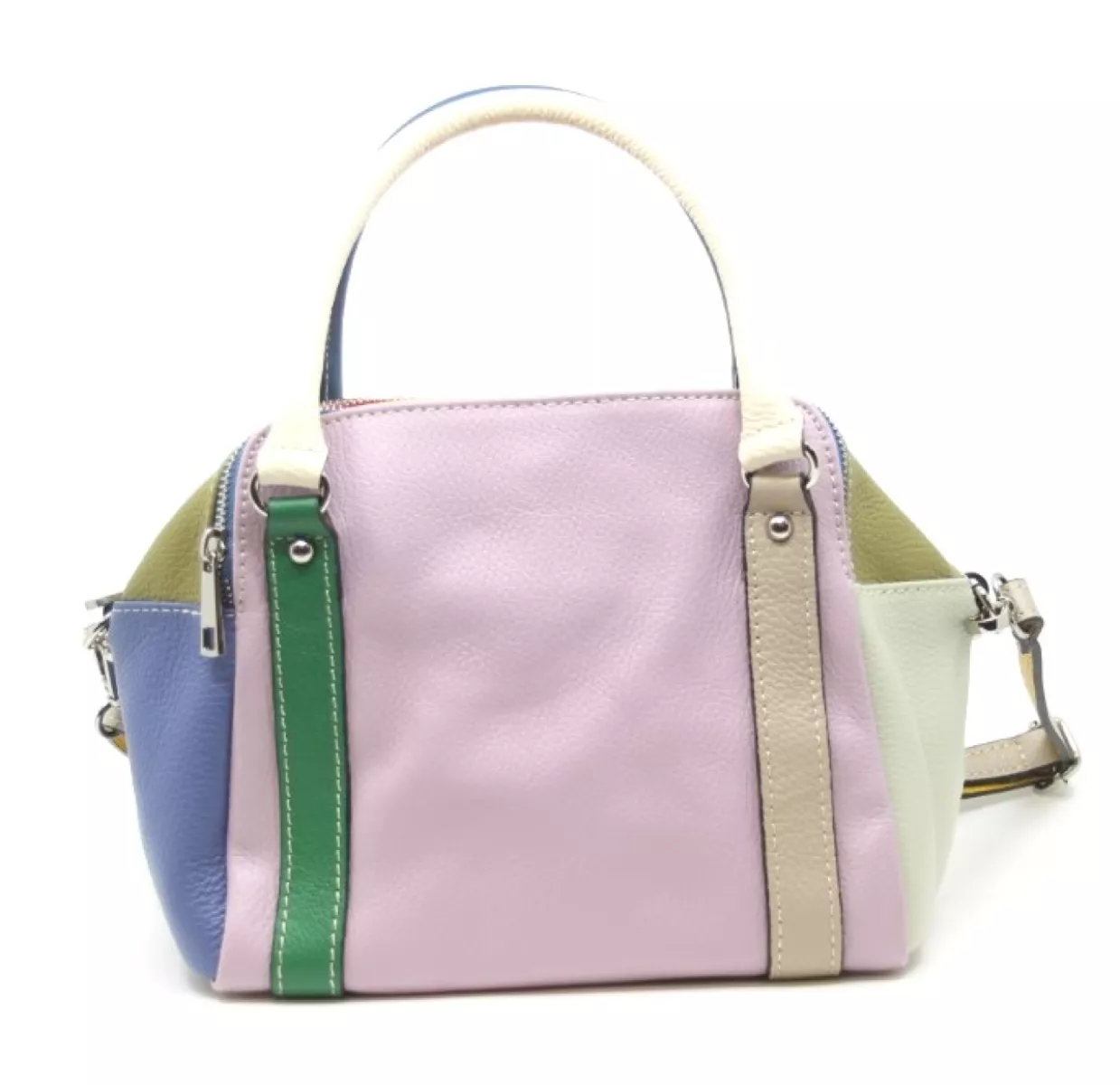 By MAARTJE By MAARTJE GUUSJE